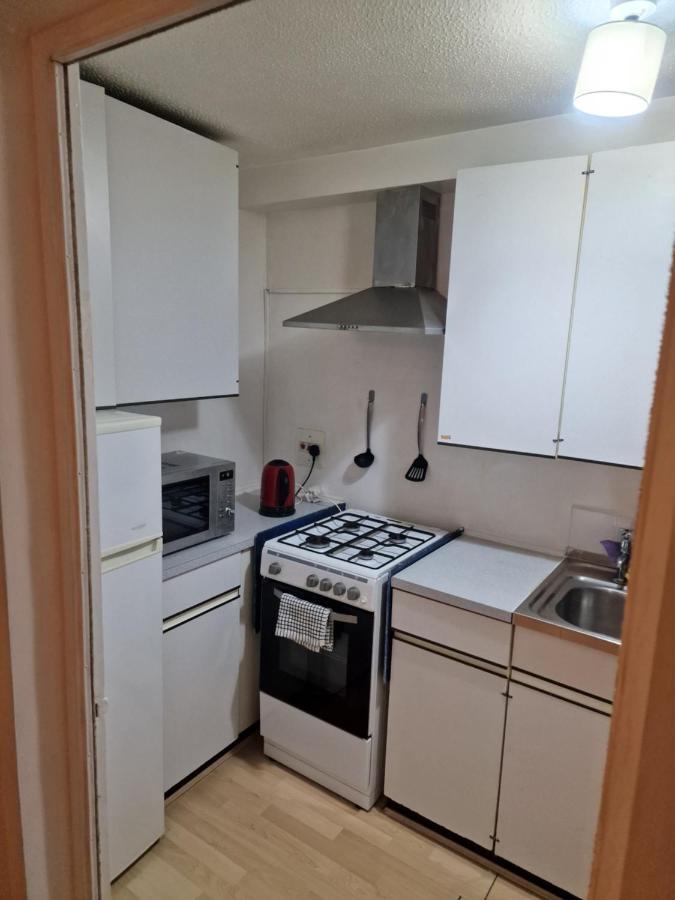 86 Mcdermott Apartment Лондон Екстериор снимка